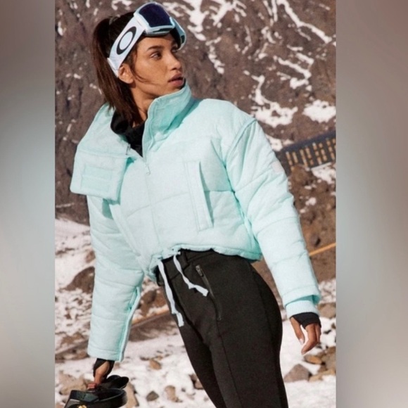 NEW FREE PEOPLE High Frequency Cropped Puffer jacket size M - Picture 2 of 16